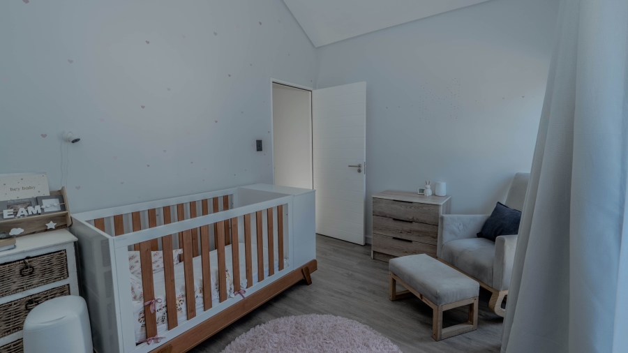 2 Bedroom Property for Sale in Newinbosch Western Cape